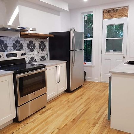 Continental Breakfast Ili Pet Friendly Ili Room A Montréal Kültér fotó